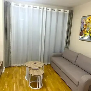apt-sui.hotels-in-tirana.com/