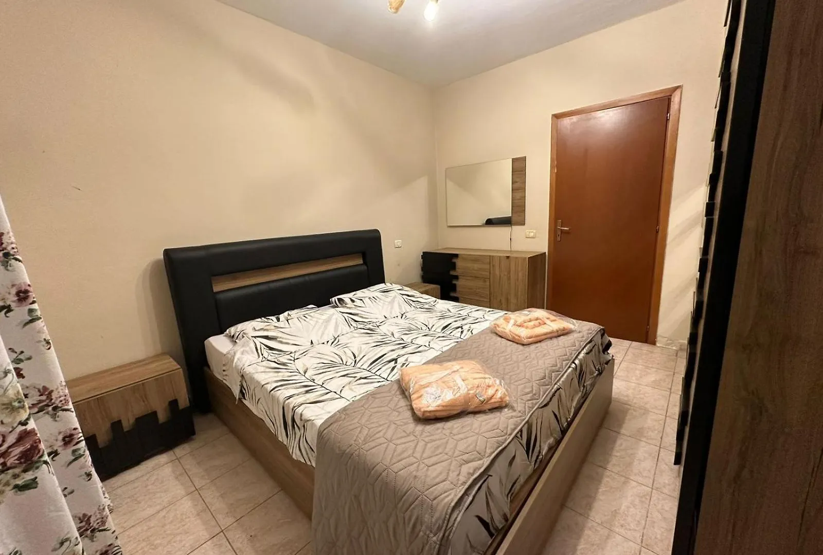 Esar Apartment Durrës